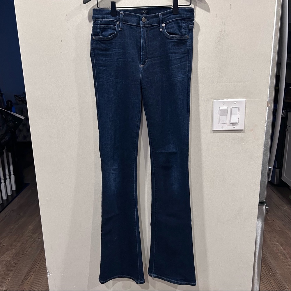 C of H Tylor mid rise slim bootcut dark blue jeans. Size 28.